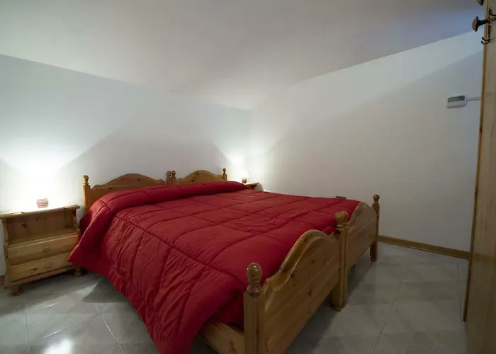 Holiday home Mansarda Plein Soleil Donnaz